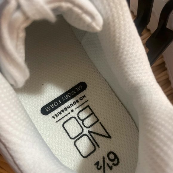 NWT NoBo White Platform Sneakers - Women's 6.5 - Picture 8 of 9